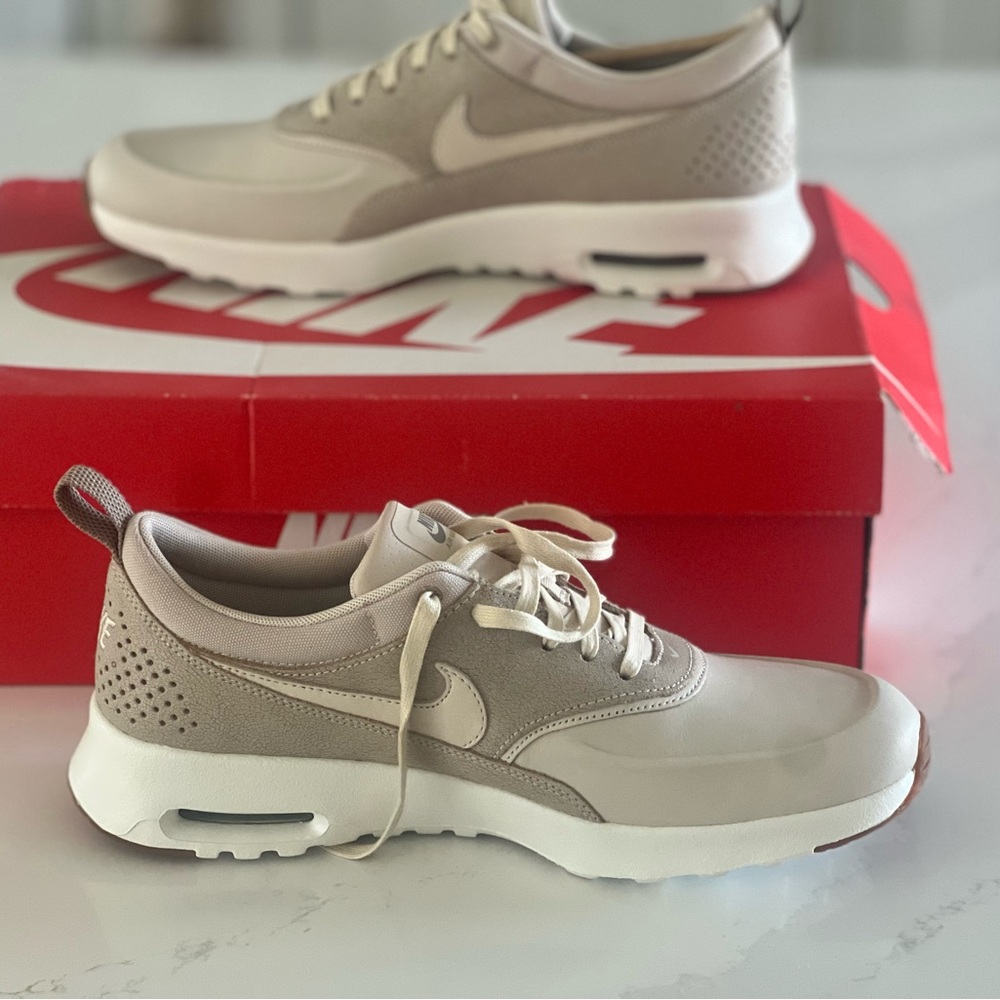 Nike Air Max Thea Sneakers